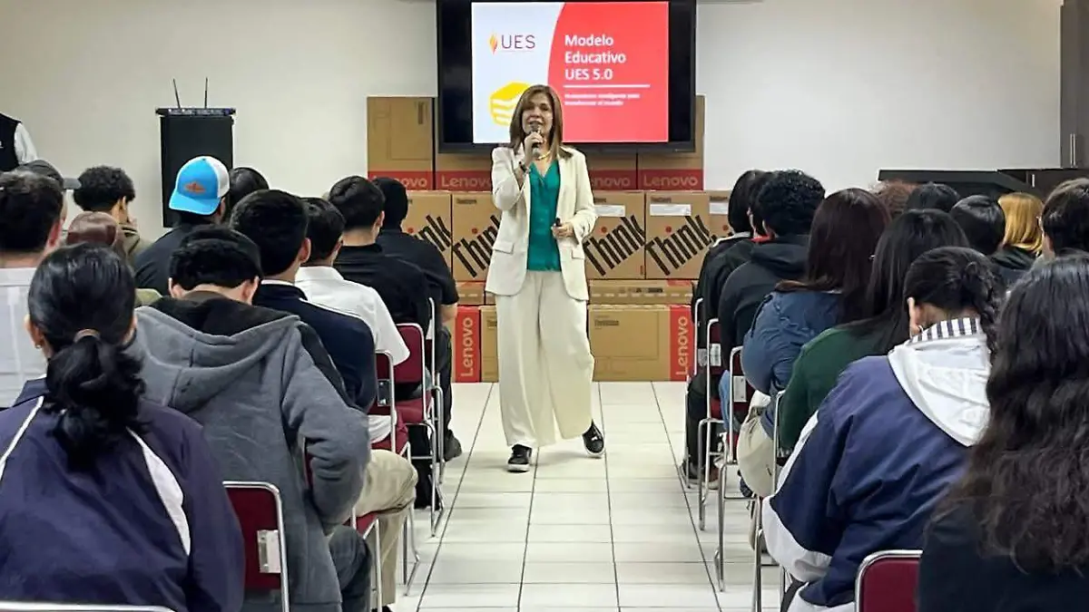 Presentan modelo educativo en la UES (2)