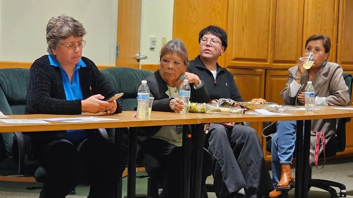 SL Az en junta del Consejo de Defensa del Transporte (2)