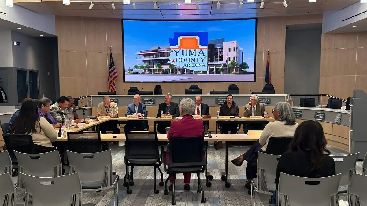Autoridades de Yuma tuvieron un encuentro (3)