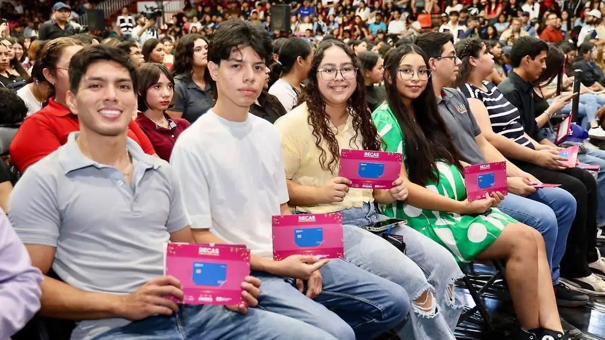 Amplian plazo de registro de becas (1)