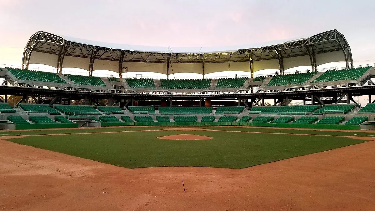 41659027_278345796335759_1427961220148756480_n