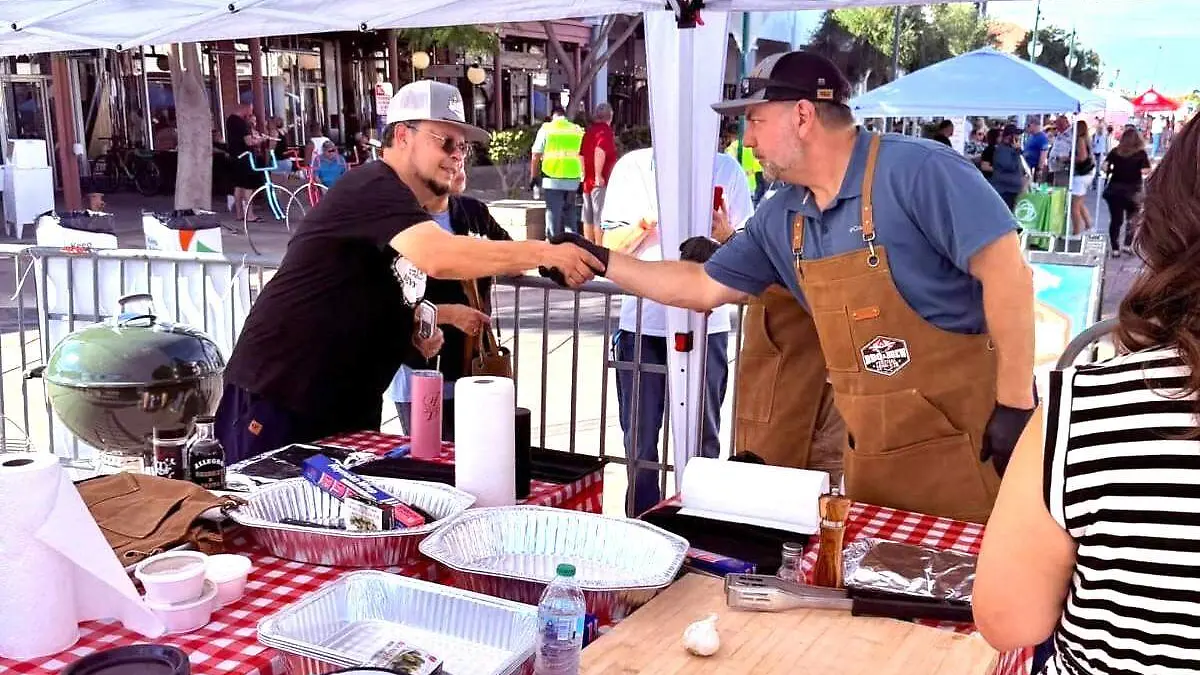 Douglas Nicholls ha hecho varios eventos públicos (2)