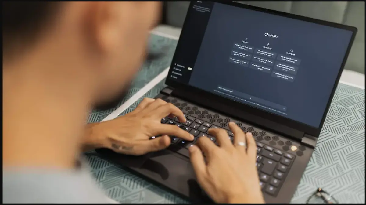 Screenshot 2026-03-06 12.20.23