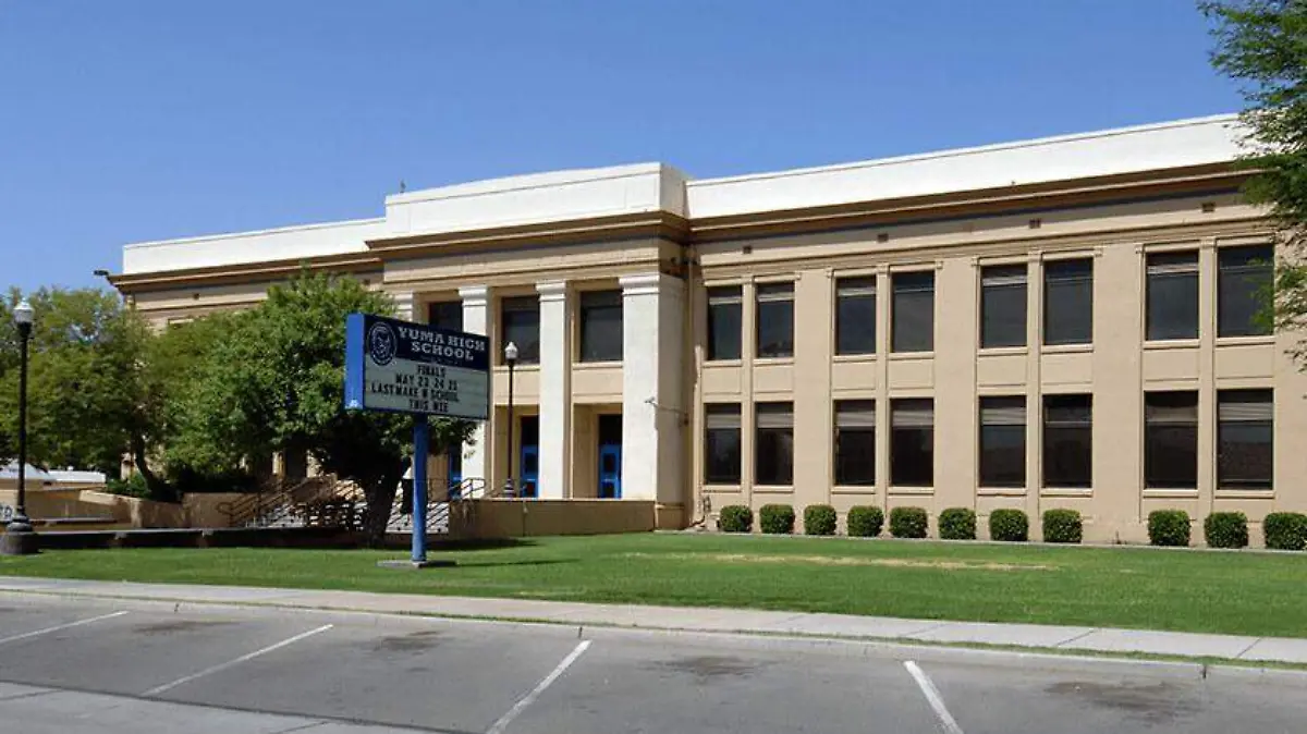 yuma-high-school_project-profilee1e7fa1083dc45d494d53acc3582b917