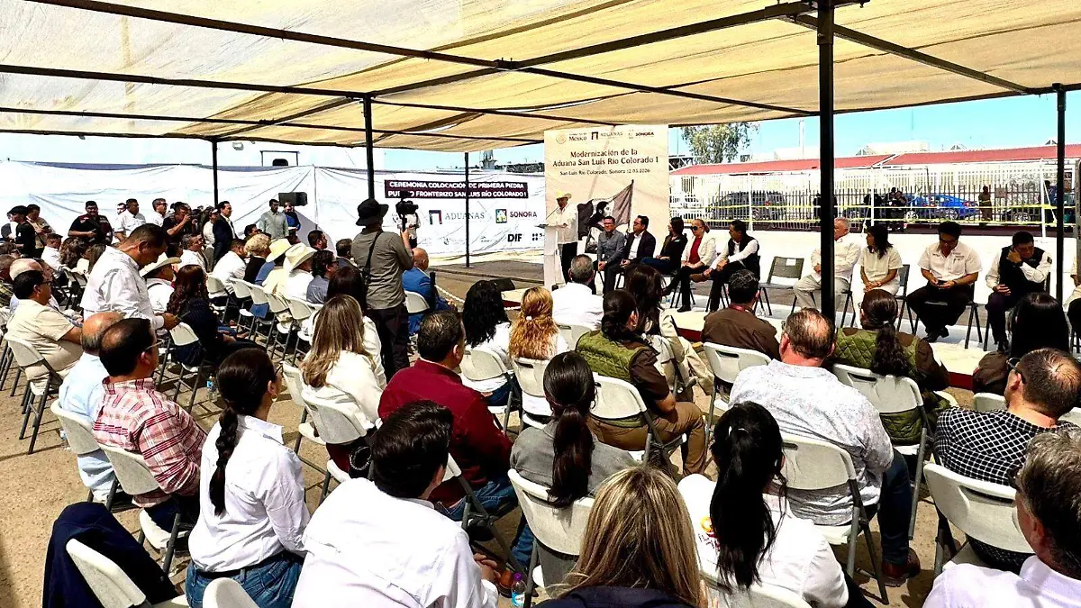 Primera piedra aduana VF (3)