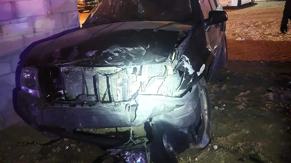 Aparatoso choque  provocó y huyo