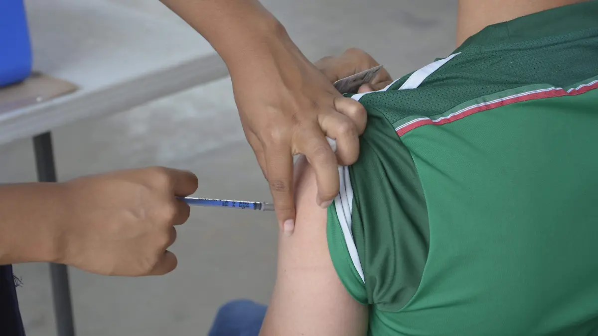 Somerton invita a una jornada intensa de vacunación (3)