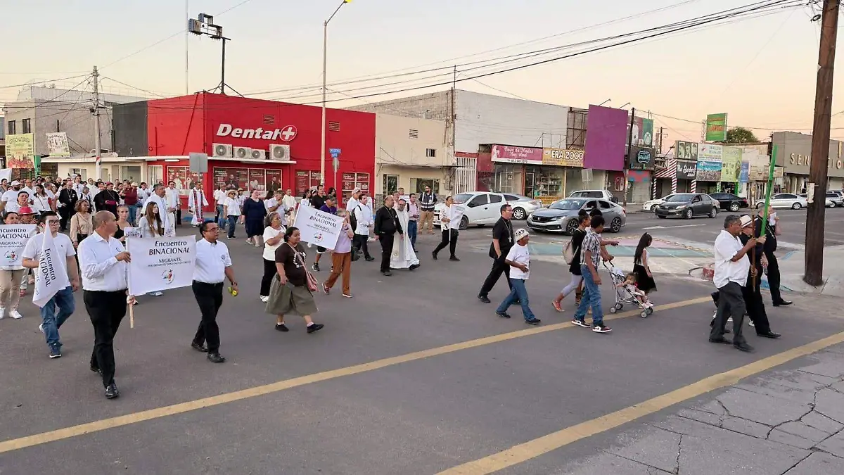 convocan a caminata por la vida y familia (3)