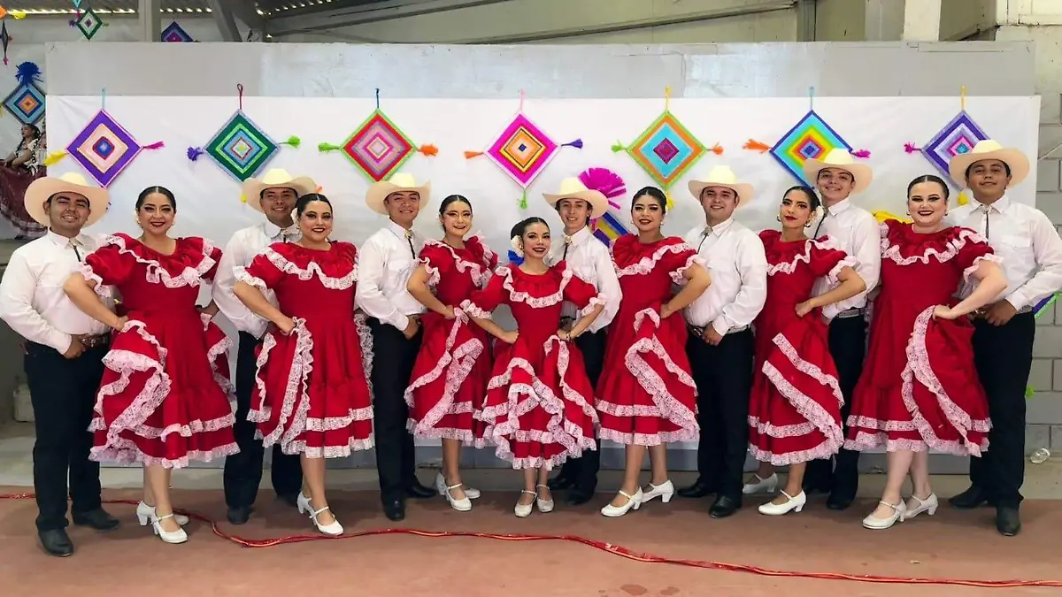 Se presento en festival grupo de danza huehuecoyotl (2)