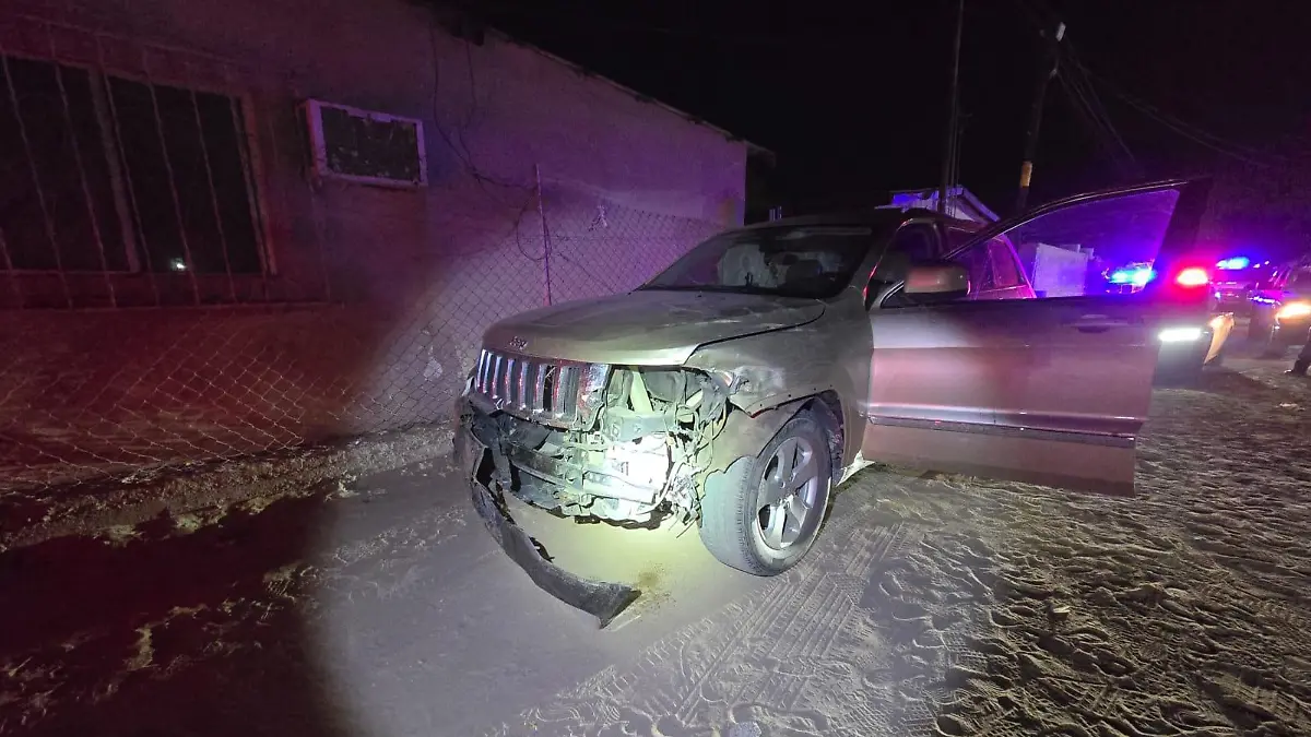 Huye a pie responsable de aparatoso choque