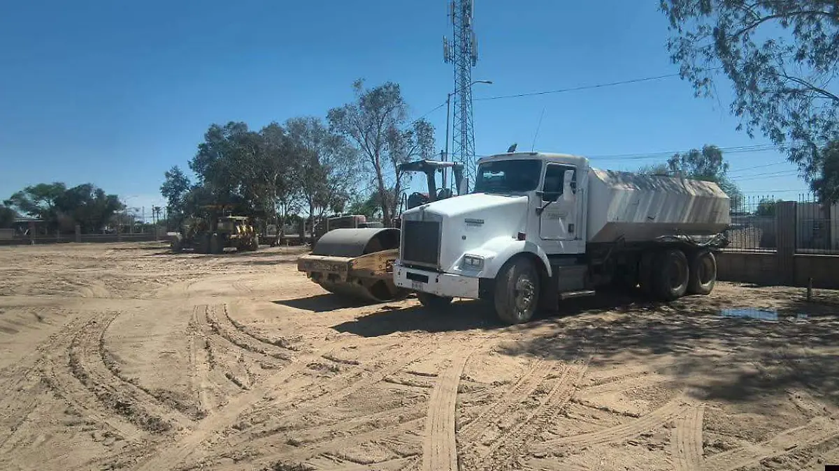 Rehabilitaran cancha en el cobach (2)