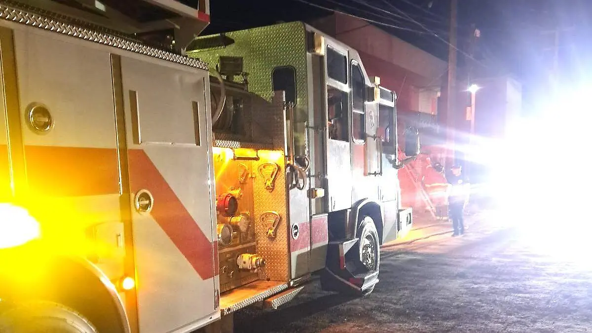 Controlan conato de incendio en una casa