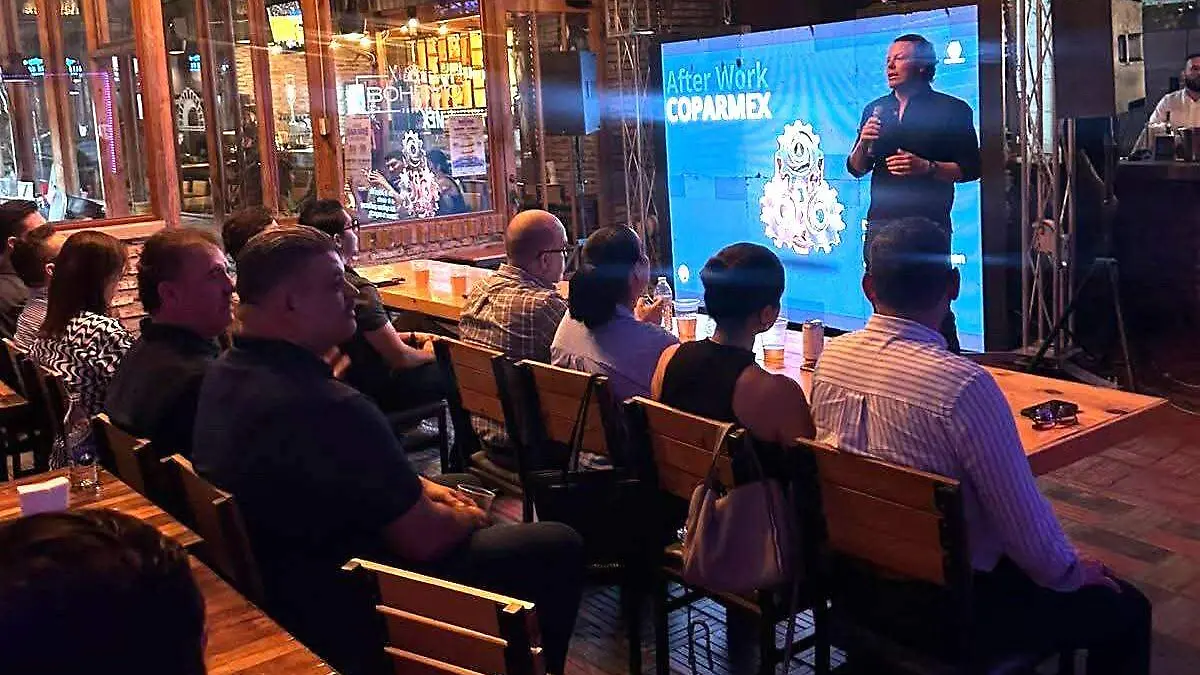 Tendrán empresarios encuentros después del trabajo (2)