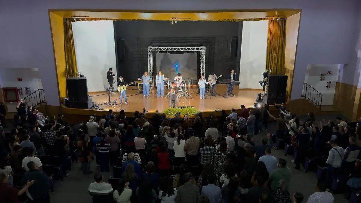 Iglesia urbana organiza evento (2)