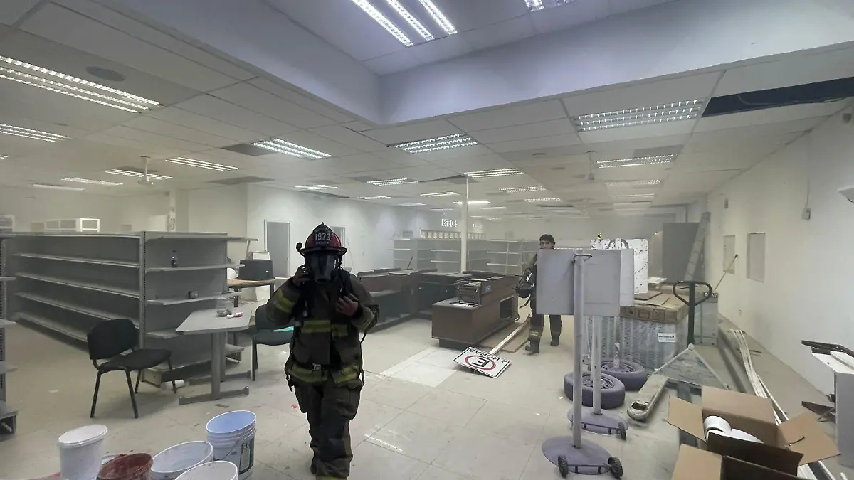 Fuga de refrigerante moviliza a bomberos