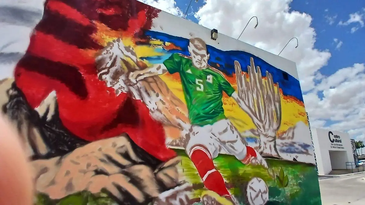 Mural del mundial en centro cultural (1)
