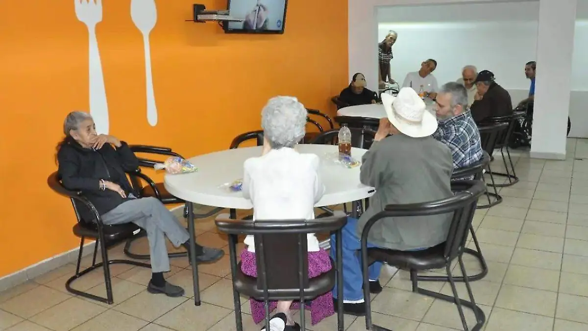 Invitan a pañaton para abuelitos (2)