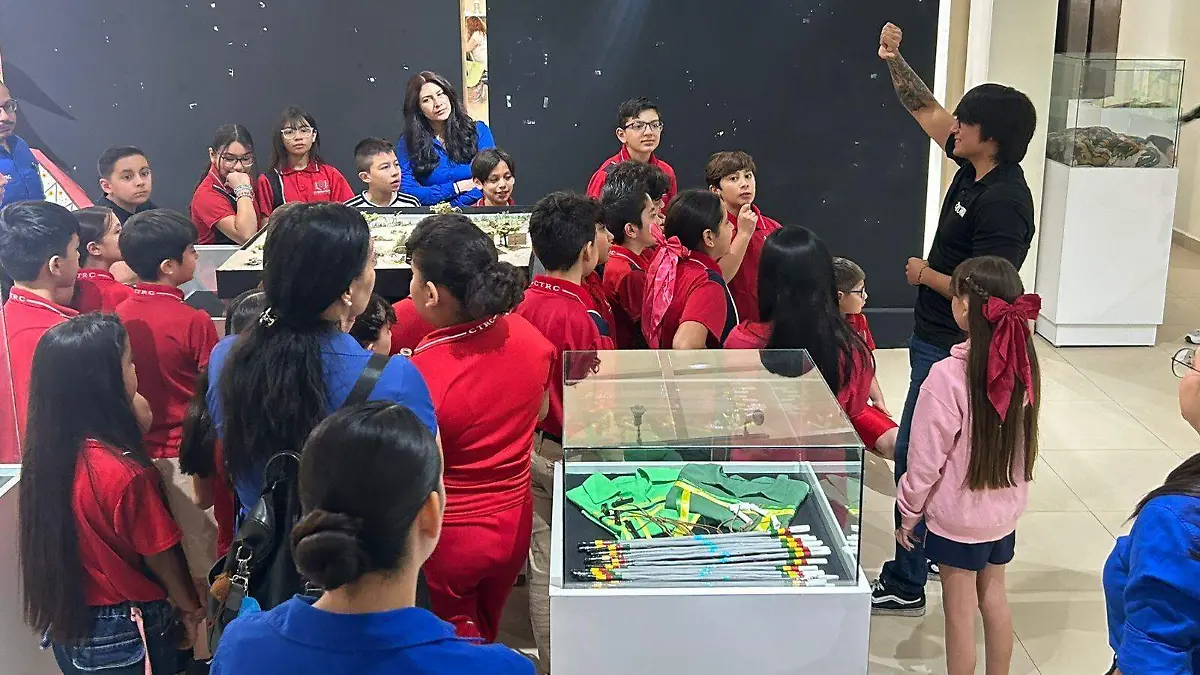 Impulsa Cultura Municipal acercamiento con niños (1)