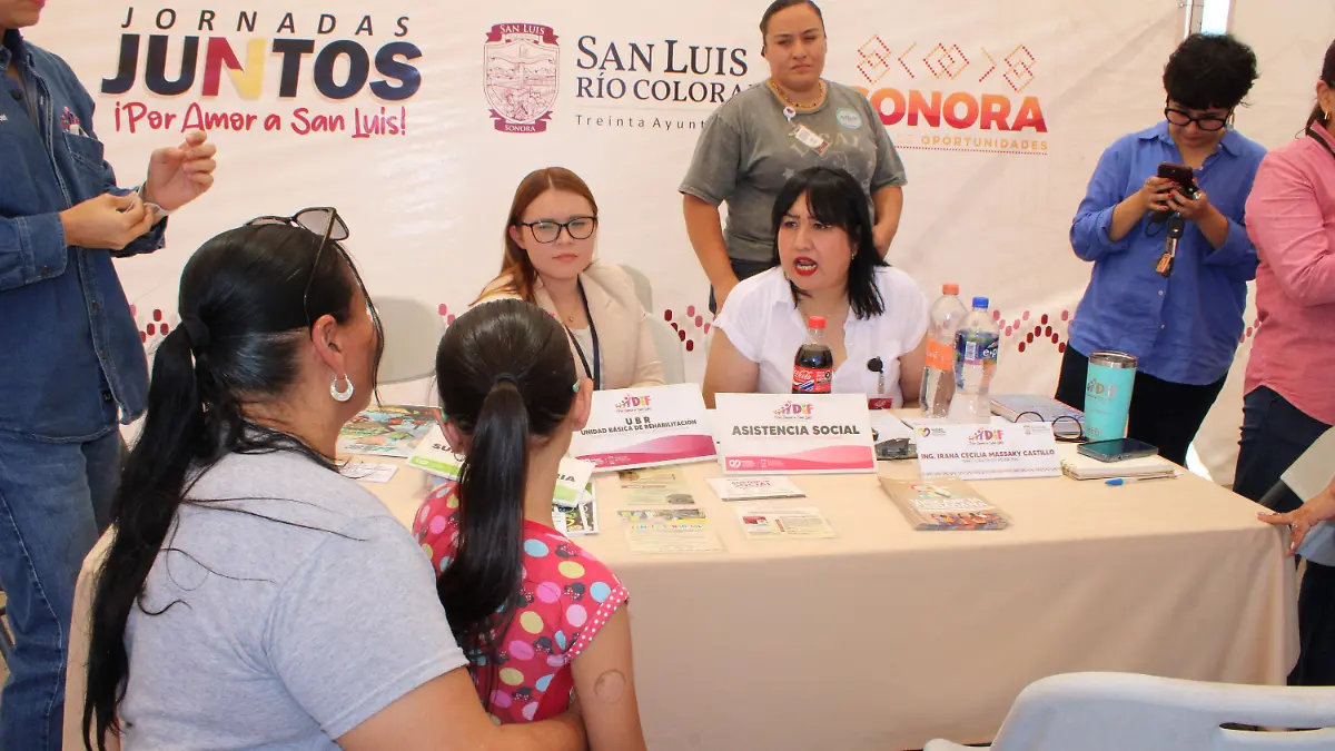 Jornada atendiedo las causas (6)