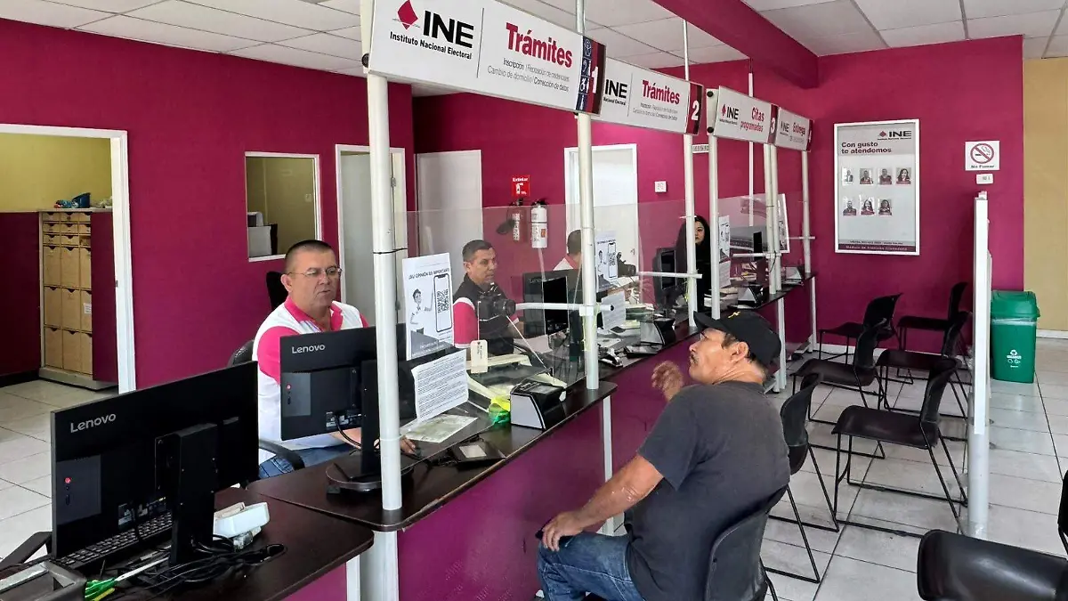 Hay retraso en entrega de credenciales para votar  VF (2)