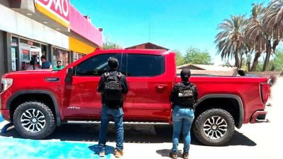 Aseguran avioneta, droga y vehículos en el valle