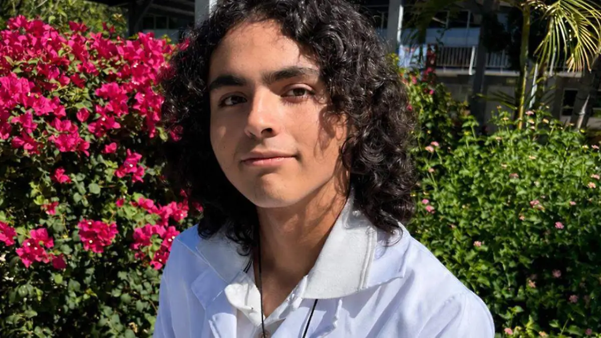 alan-flores