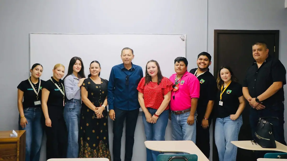 Estudiantes de Cuson en Educando con amor  (1)