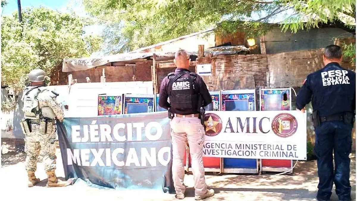 Decomisan seis máquinas tragamonedas