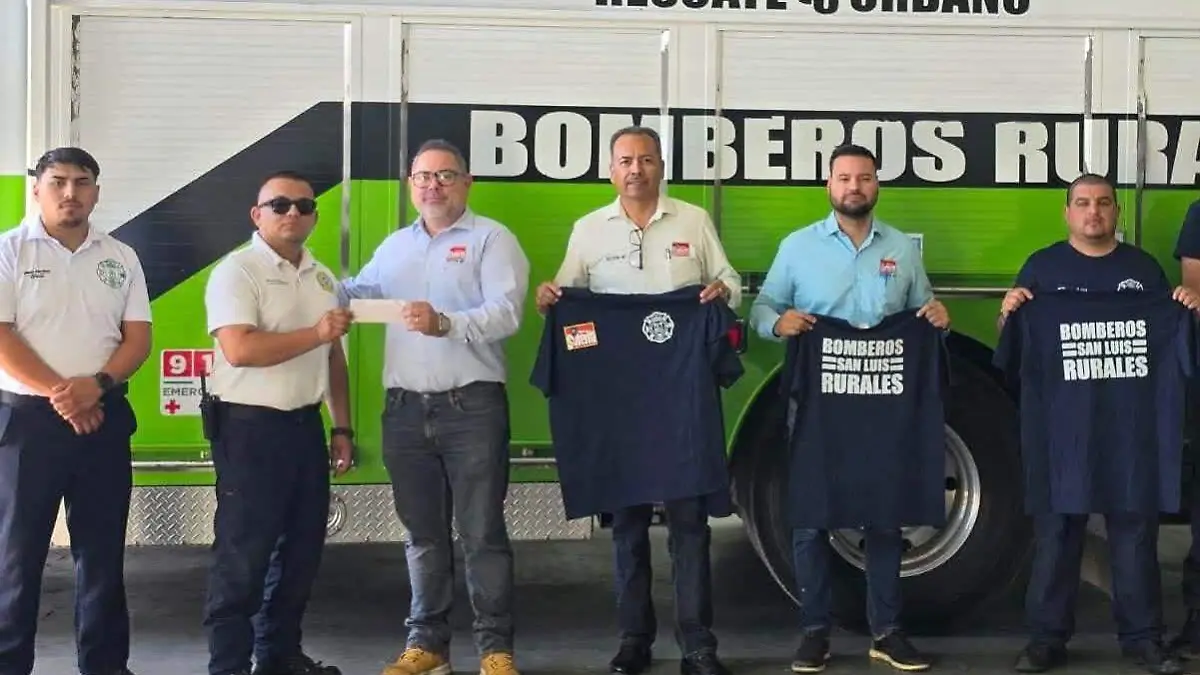 El Cuerpo de Bomberos Rurales de San Luis recibió un donativo VF (3)