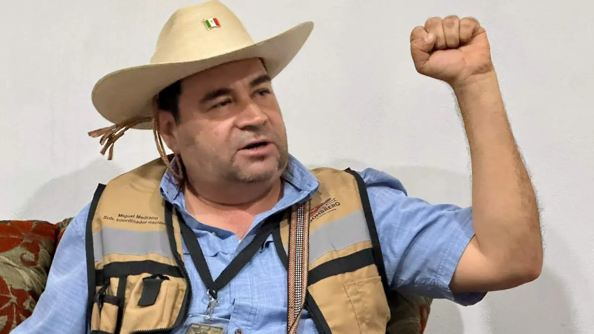 Miguel Medrano, integrante del Movimiento del Sombrero VF (2)