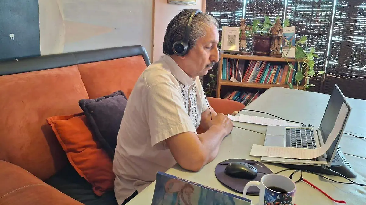 Postulan para premio, un  libro de Manuel Cuen (2)