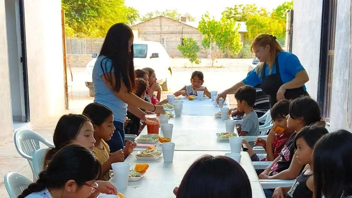 Ofrece escuala de verano Iglesia Manantial (2)