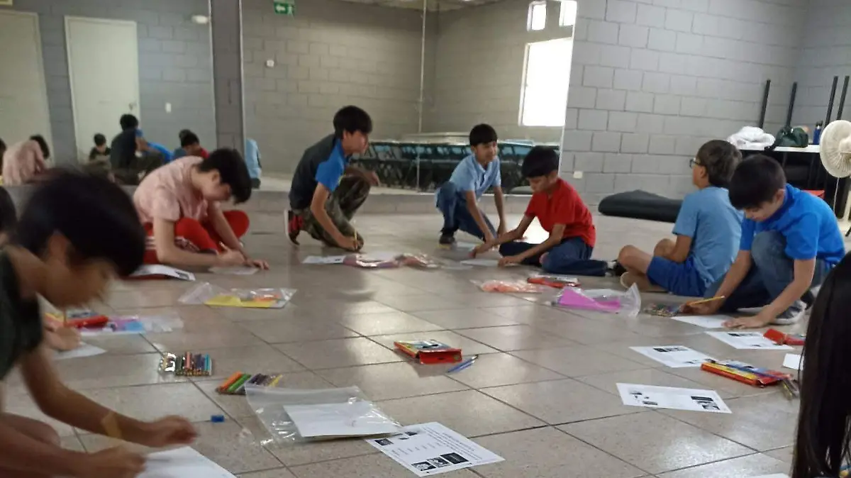 Galeria de arte ofrece taller en Luis B Sanchez (2)