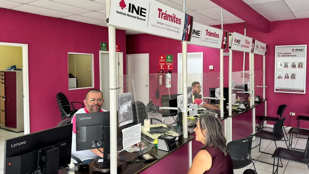 Ha entregado INE 8 mil credenciales del nuevo formato Vf (1)