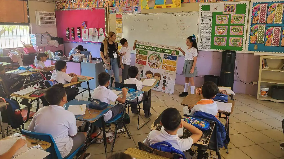 distrito de salud visita escuelas (3)